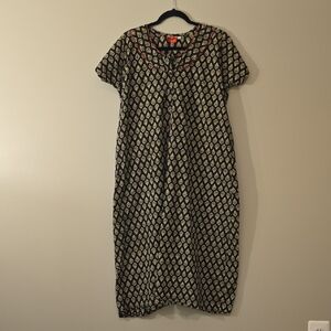 VIMAL Fashion Black & Cream Geometric Textile Shift Dress – Women’s Size Medium